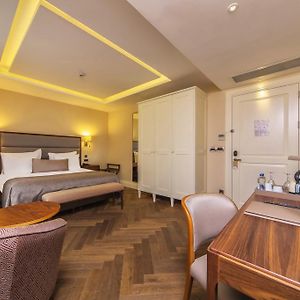 Deluxe Junior Suite